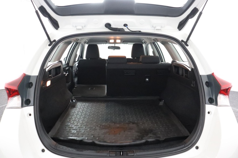 Toyota Auris Touring Sports - 1.3 Aspiration 25