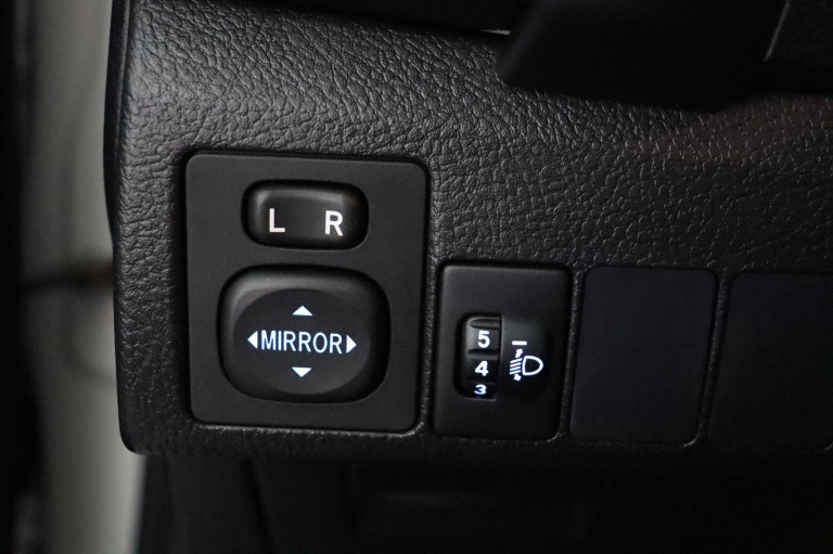 Toyota Auris Touring Sports - 1.3 Aspiration 29