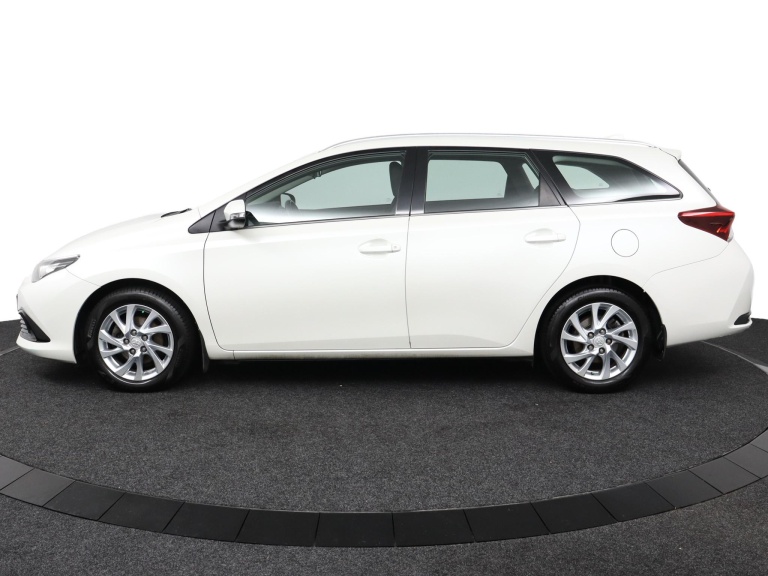 Toyota Auris Touring Sports - 1.3 Aspiration 3