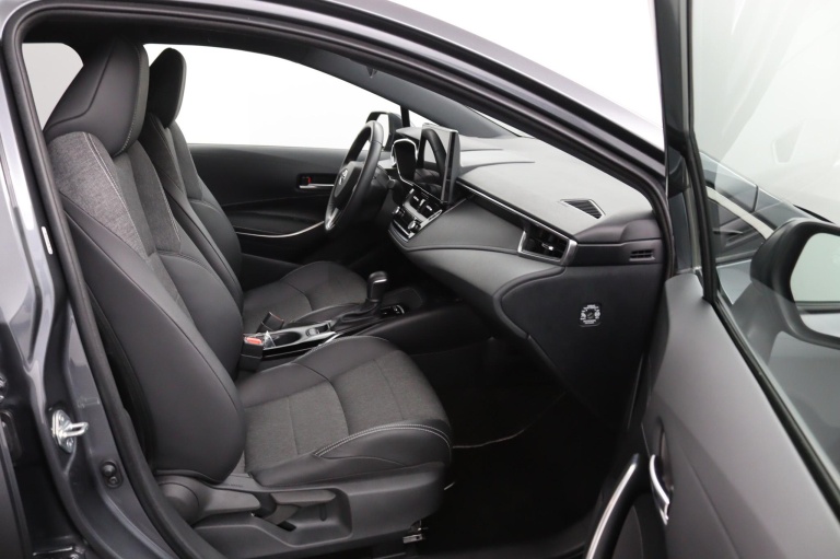 Toyota Corolla Touring Sports - Hybrid 140 Dynamic 10