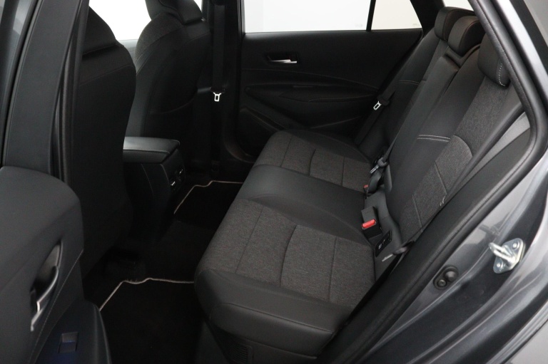 Toyota Corolla Touring Sports - Hybrid 140 Dynamic 12