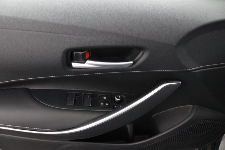 Toyota Corolla Touring Sports - Hybrid 140 Dynamic 31