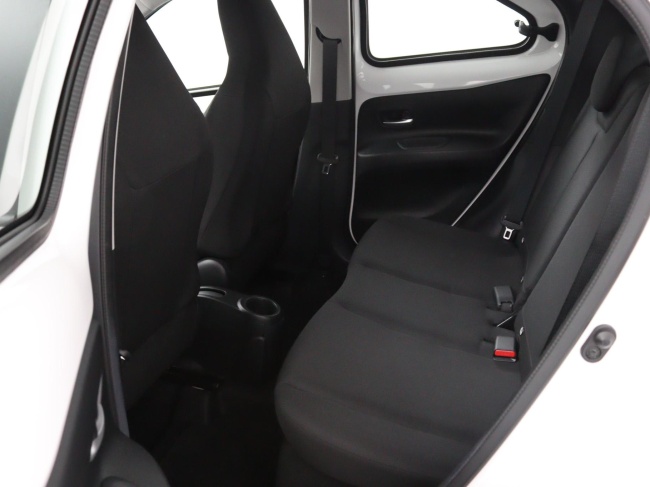 Toyota Aygo X - 1.0 VVT-i MT Play
