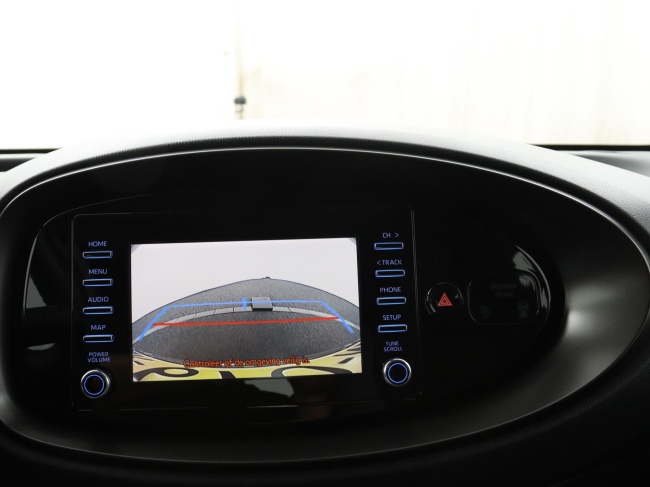 Toyota Aygo X - 1.0 VVT-i MT Play