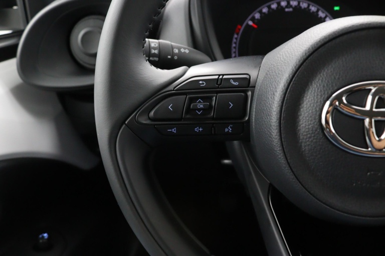 Toyota Aygo X - 1.0 VVT-i MT Play 17