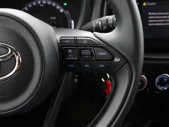 Toyota Aygo X - 1.0 VVT-i MT Play