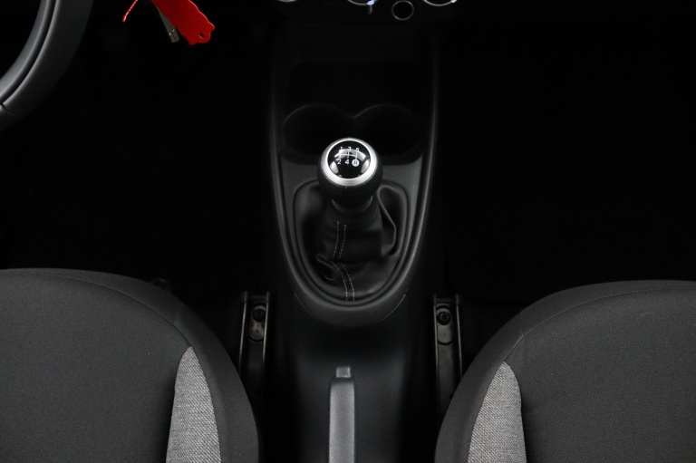 Toyota Aygo X - 1.0 VVT-i MT Play 27