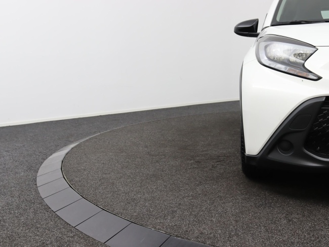 Toyota Aygo X - 1.0 VVT-i MT Play