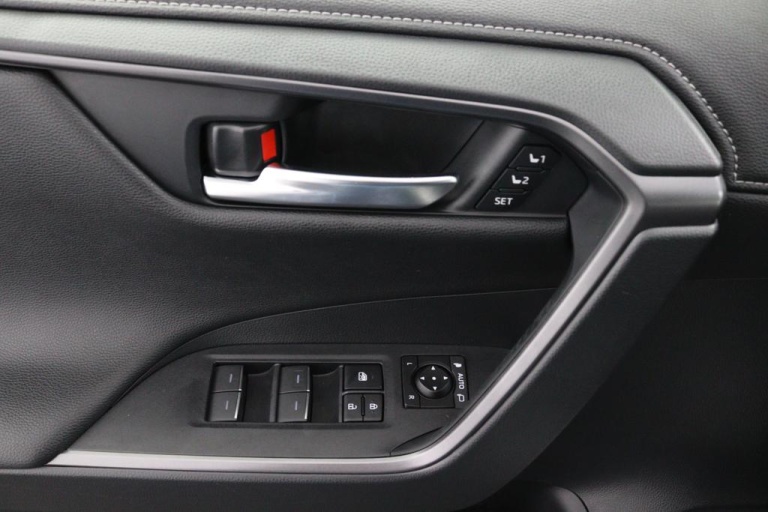 Toyota RAV4 - 2.5 Hybrid AWD GR Sport 30