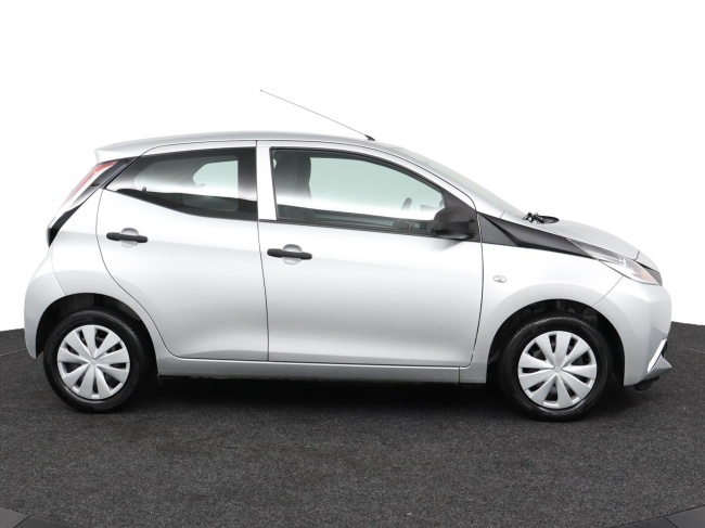 Toyota Aygo - 1.0 VVT-i x-now