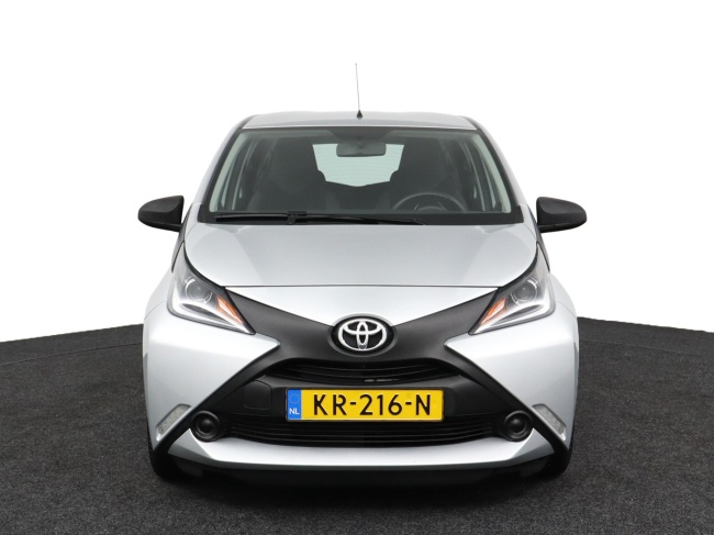 Toyota Aygo - 1.0 VVT-i x-now