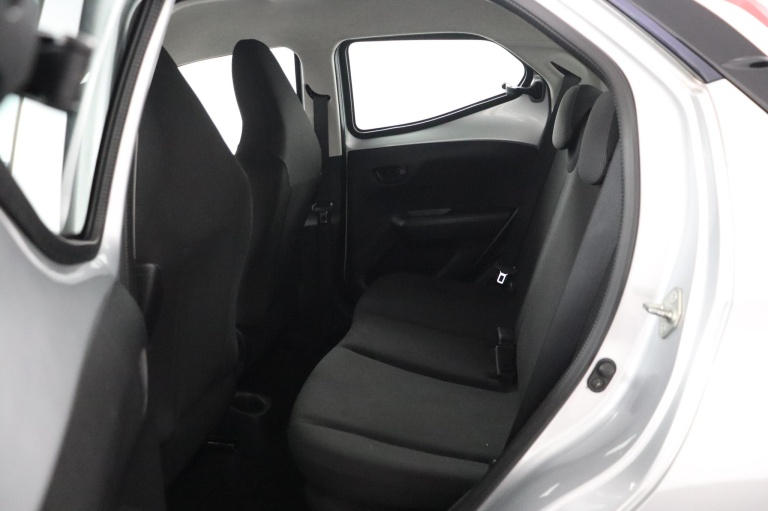 Toyota Aygo - 1.0 VVT-i x-now 17