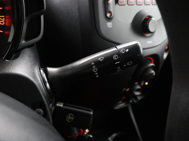 Toyota Aygo - 1.0 VVT-i x-now