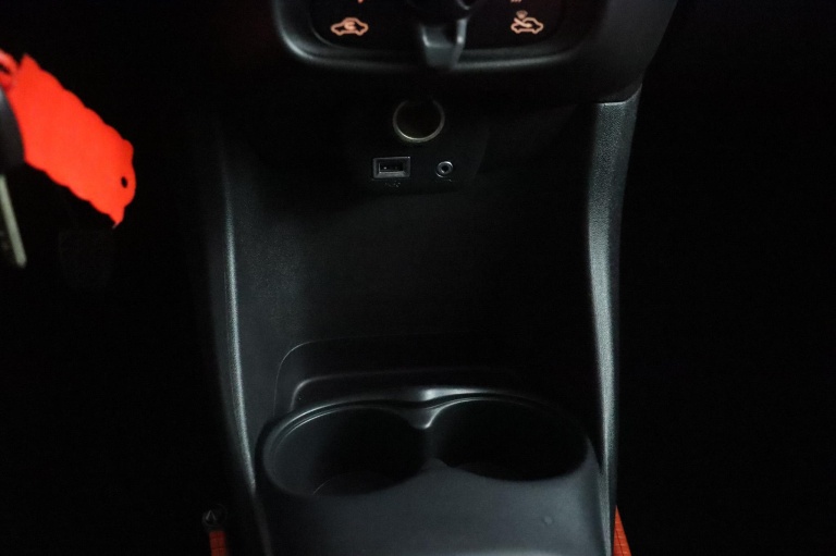 Toyota Aygo - 1.0 VVT-i x-now 35