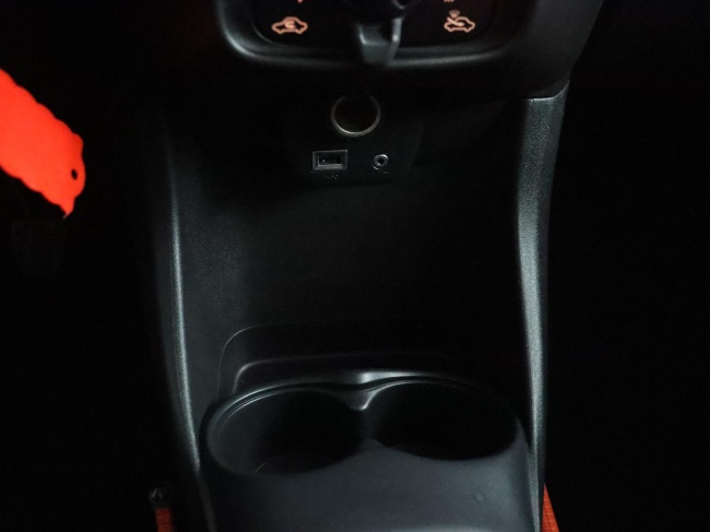 Toyota Aygo - 1.0 VVT-i x-now