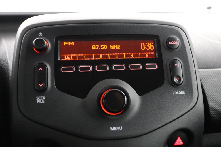 Toyota Aygo - 1.0 VVT-i x-now 36