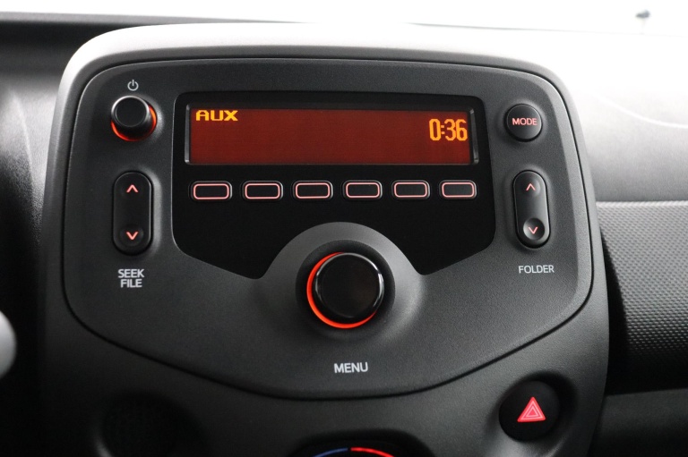 Toyota Aygo - 1.0 VVT-i x-now 37