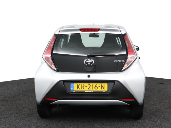 Toyota Aygo - 1.0 VVT-i x-now