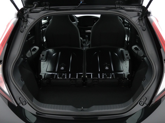 Toyota Aygo X - Hybrid 115 play