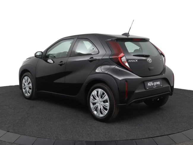 Toyota Aygo X - Hybrid 115 play