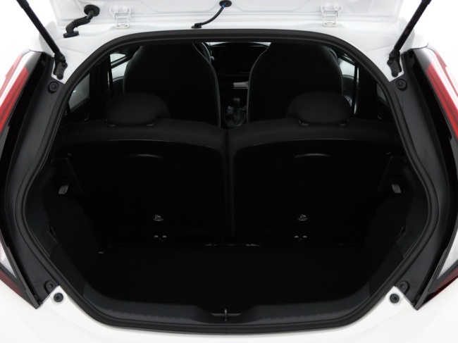 Toyota Aygo X - Hybrid 115 play