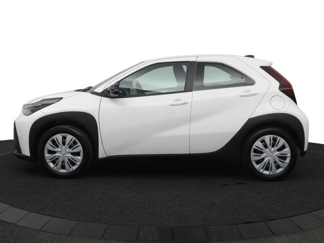 Toyota Aygo X - Hybrid 115 play