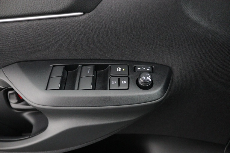 Toyota Yaris Cross - 1.5 Hybrid 130 Executive 27