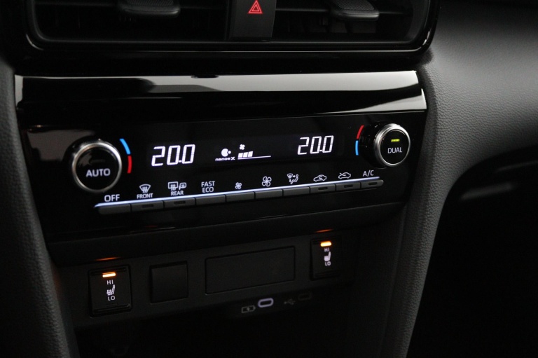 Toyota Yaris Cross - 1.5 Hybrid 130 Executive 7