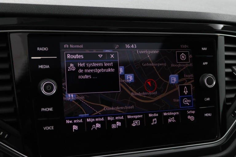 Volkswagen T-Roc - 1.5 TSI Sport 24