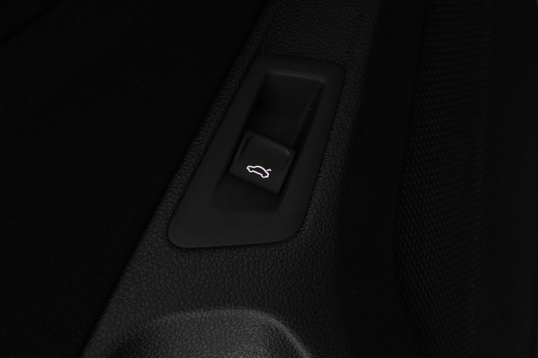 Volkswagen T-Roc - 1.5 TSI Sport 27