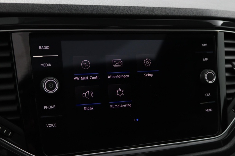 Volkswagen T-Roc - 1.5 TSI Sport 44