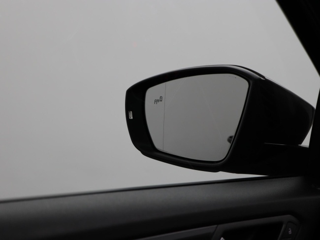 Volkswagen T-Roc - 1.5 TSI Sport