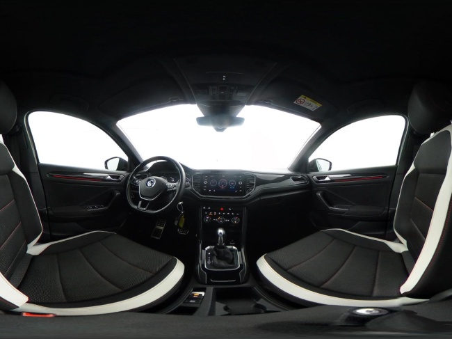 Volkswagen T-Roc - 1.5 TSI Sport