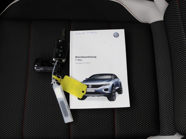 Volkswagen T-Roc - 1.5 TSI Sport