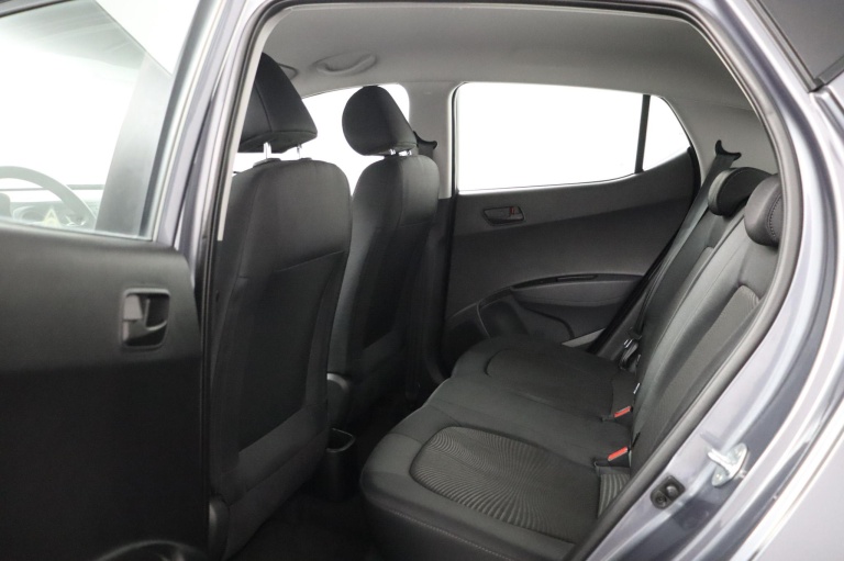 Hyundai i10 - 1.0i Comfort 17