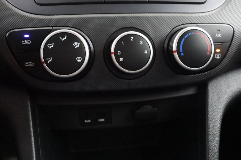 Hyundai i10 - 1.0i Comfort 7