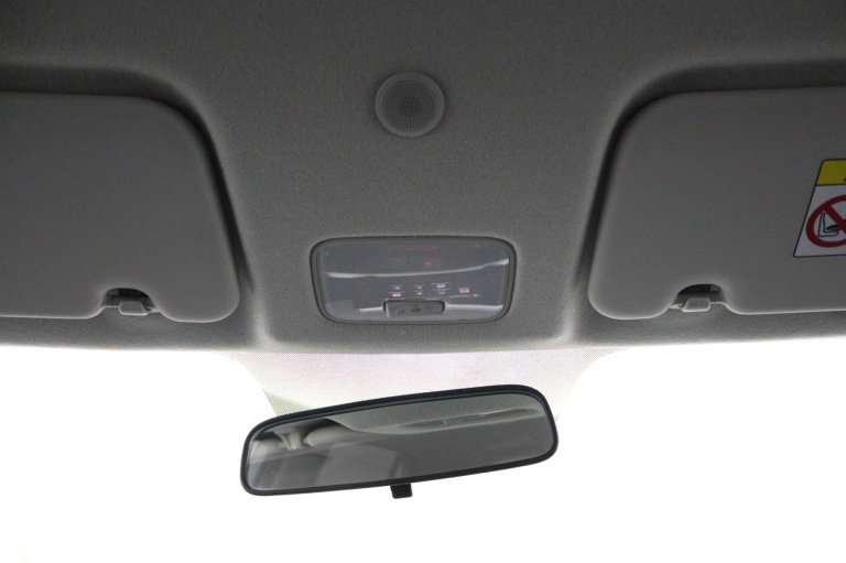 Kia Picanto - 1.0 CVVT Design Edition 32