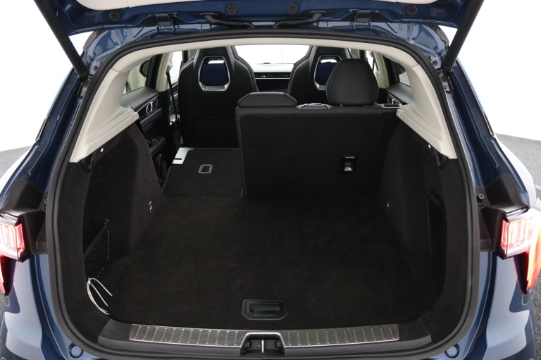 Lynk & Co 01 - 1.5 19