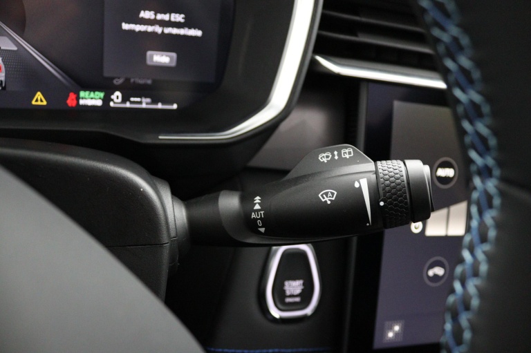 Lynk & Co 01 - 1.5 28