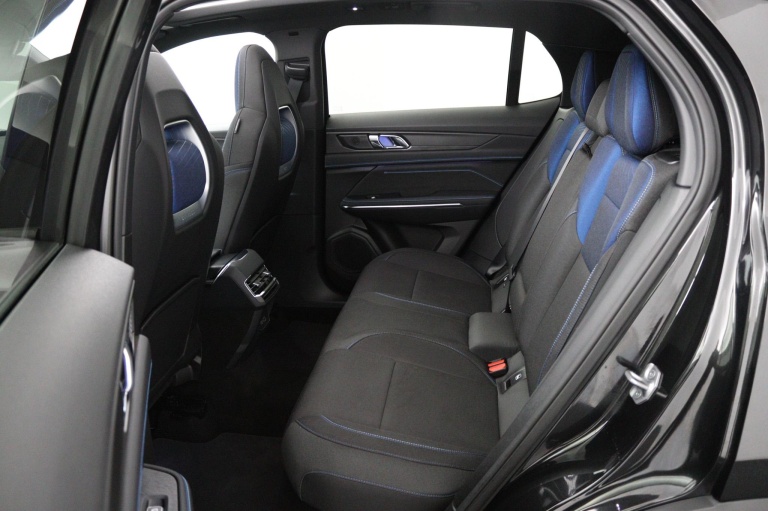 Lynk & Co 01 - 1.5 35