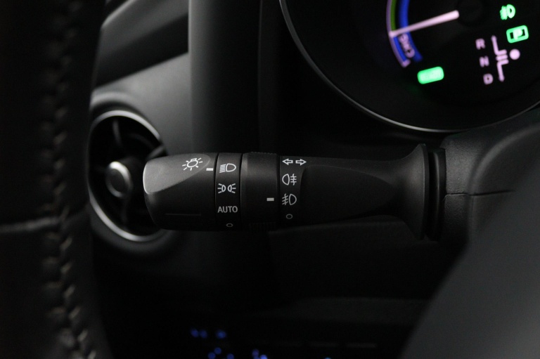 Toyota Auris - 1.8 Hybrid Energy Plus 30