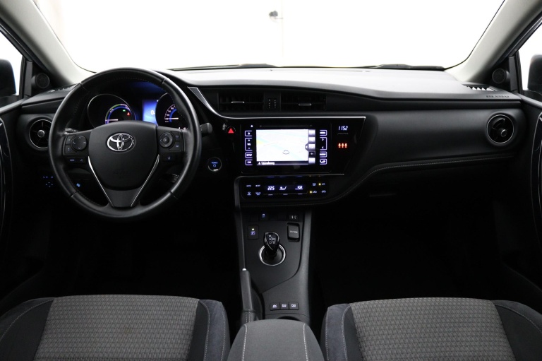 Toyota Auris - 1.8 Hybrid Energy Plus 4