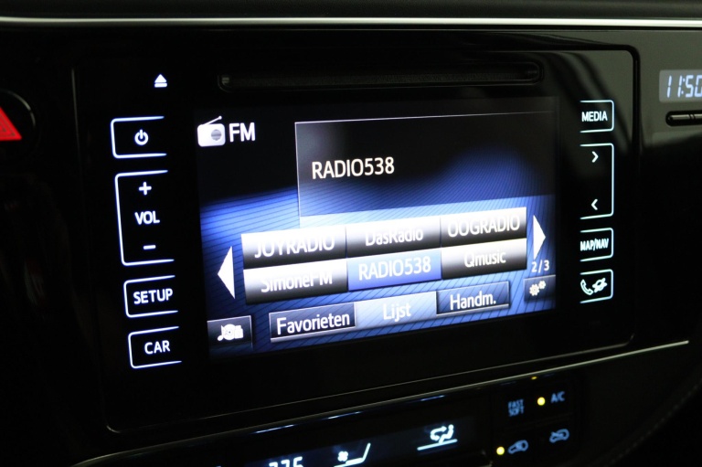 Toyota Auris - 1.8 Hybrid Energy Plus 8