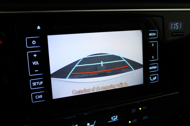 Toyota Auris - 1.8 Hybrid Energy Plus 9