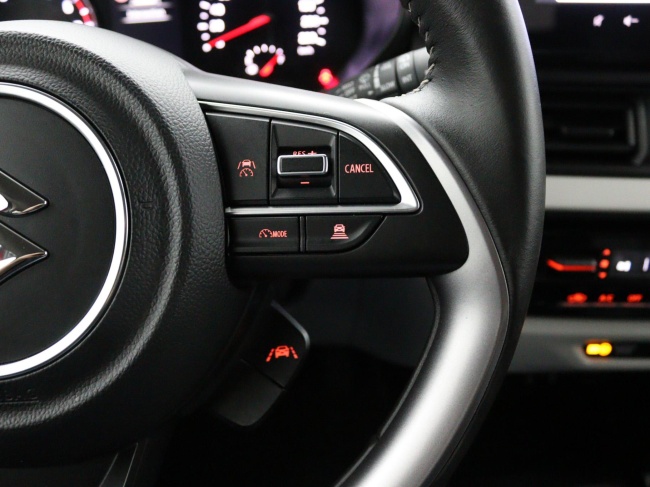 Suzuki Swift - 1.2 Select Smart Hybrid