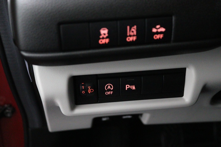 Suzuki Swift - 1.2 Select Smart Hybrid 27