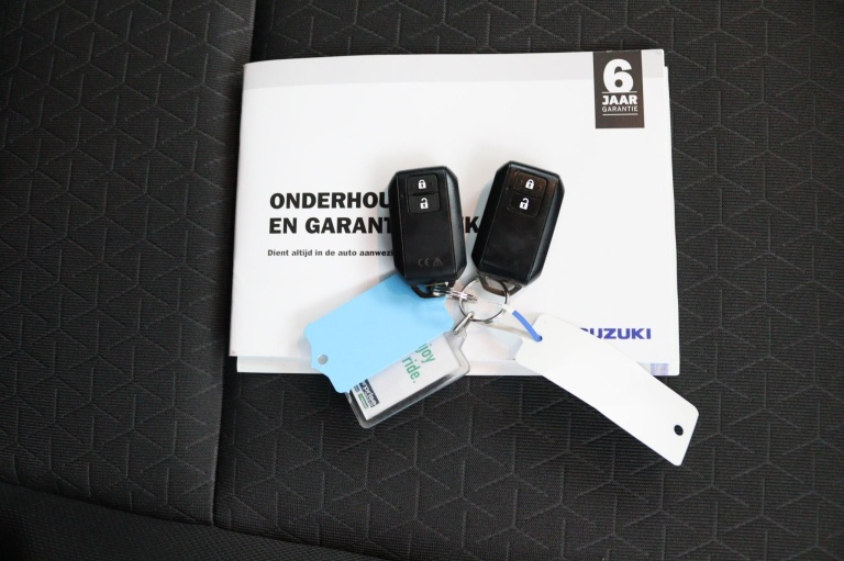 Suzuki Swift - 1.2 Select Smart Hybrid 28