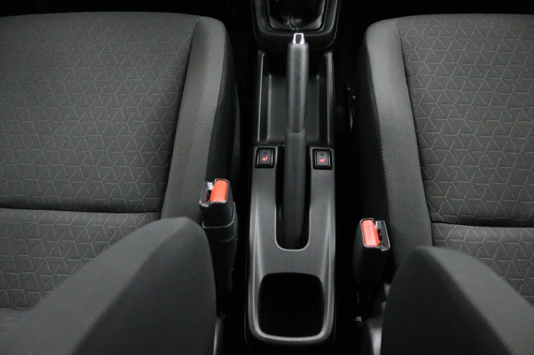 Suzuki Swift - 1.2 Select Smart Hybrid 41