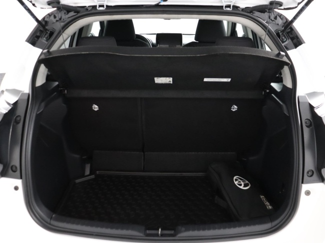 Toyota Yaris - 1.5 Hybrid 115 Active /Bi-Tone