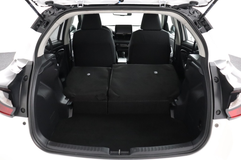 Toyota Yaris - 1.5 Hybrid 115 Active /Bi-Tone 26